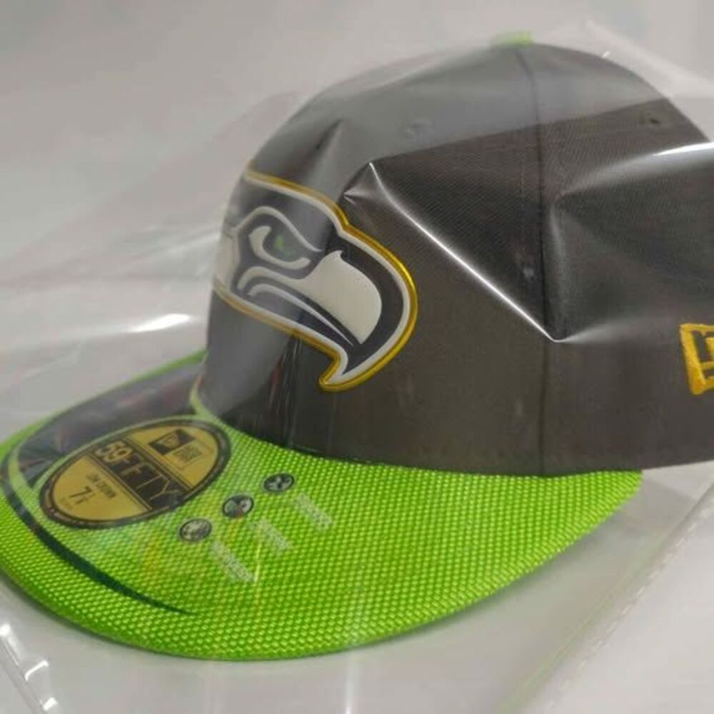 Seattle Seahawks NFL 2016 New Era Fitted Hat 7 1/8 Gray, Gold, Neon Green-NEW